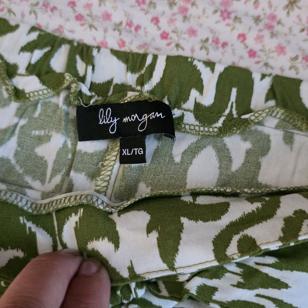 Patterned Shorts X2 - Picture 6 of 9